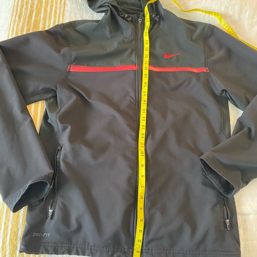 Nike Dri-Fit Jacket - Picture 16 of 16